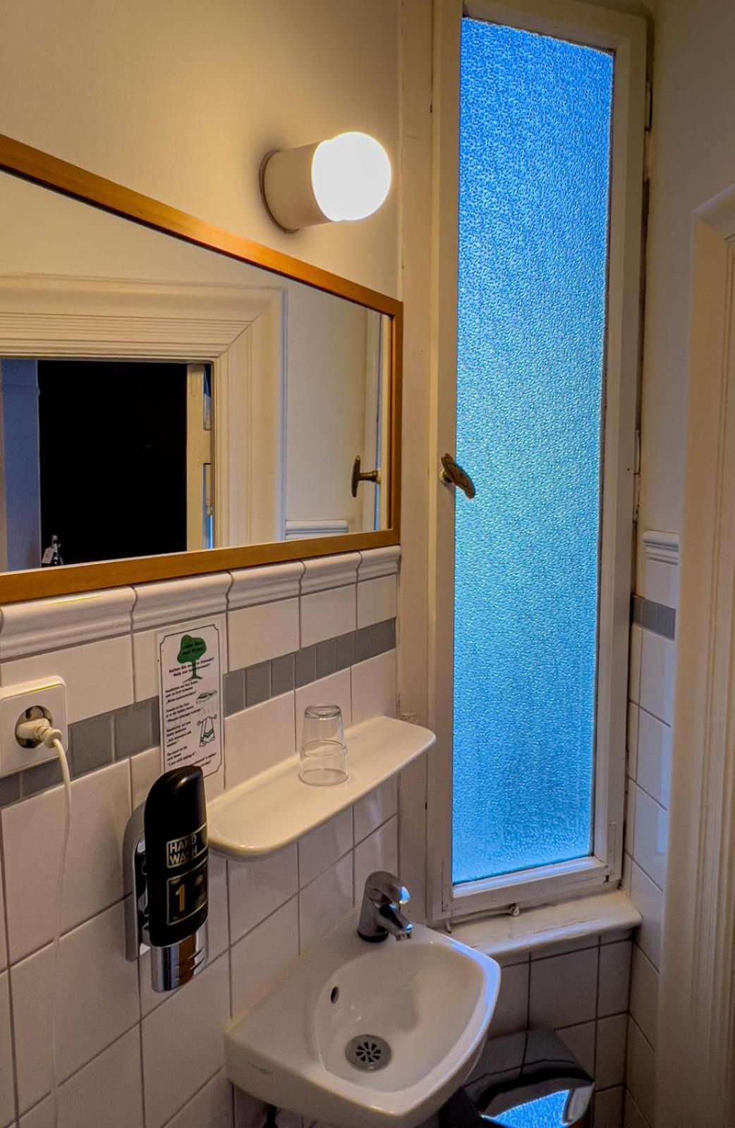 Hotel-Maison Am Olivaer Platz Берлин Экстерьер фото