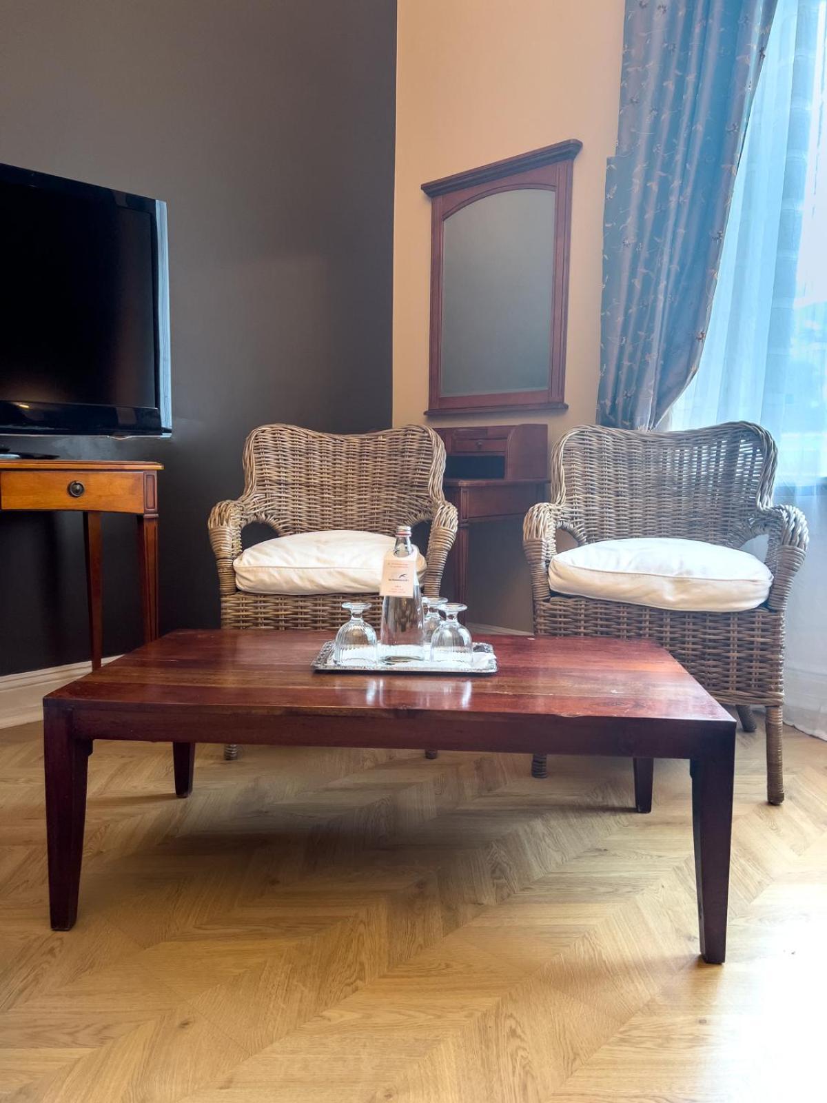 Hotel-Maison Am Olivaer Platz Берлин Экстерьер фото