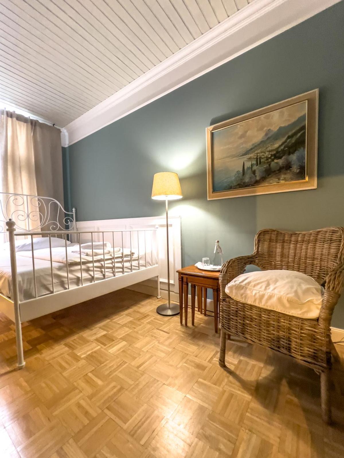 Hotel-Maison Am Olivaer Platz Берлин Экстерьер фото